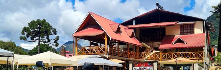 Tunki Lodge & Cabañas: Explorando la Belleza Natural de Oxapampa